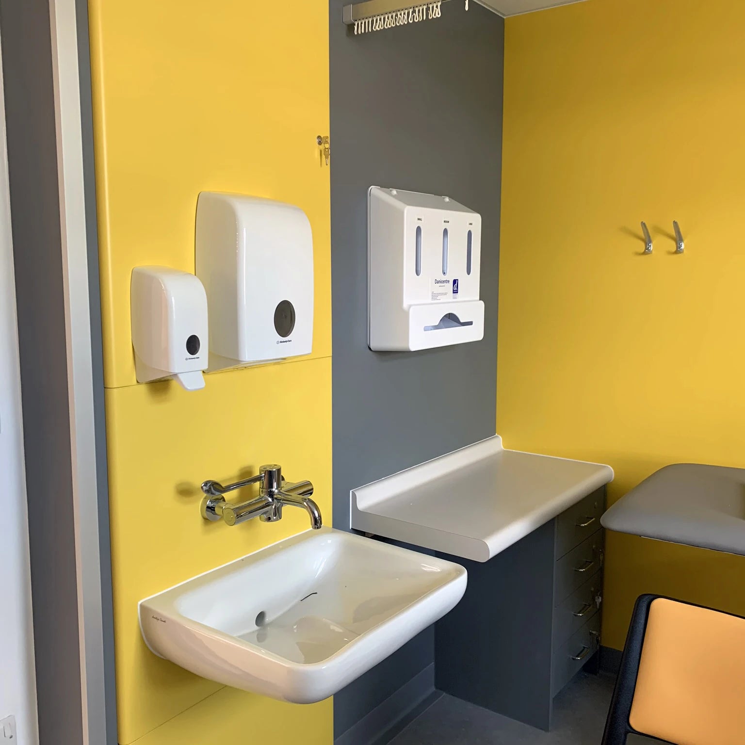 Replacement IPS panels — image 1