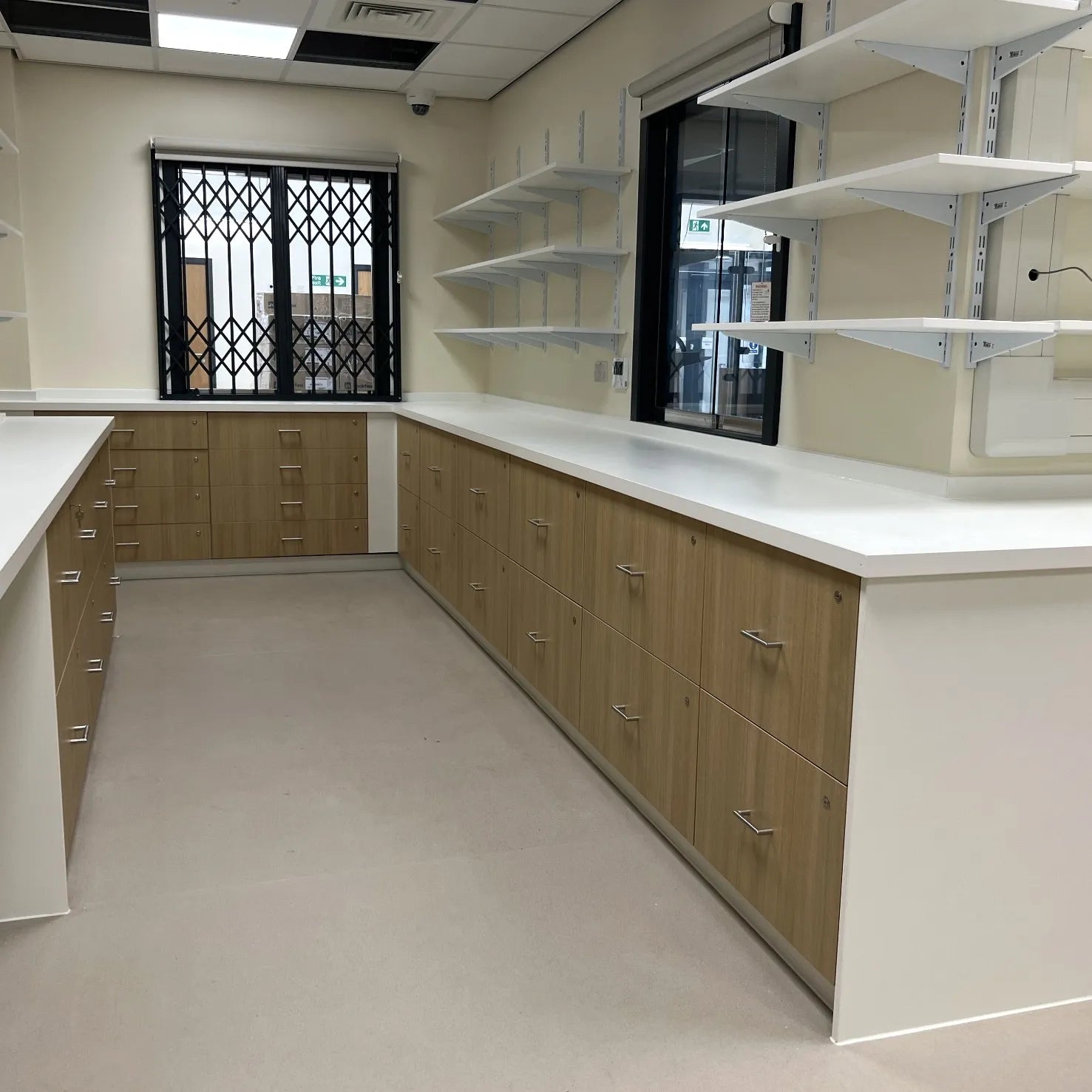 Bespoke Spur Shelving in a clinical Environment